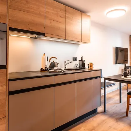 Enzian - Matterhorn Sicht Bei Der Bergbahn Inspiringplaceszermatt * Zermatt