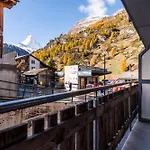 Enzian - Matterhorn Sicht Bei Der Bergbahn Inspiringplaceszermatt Apartamento *