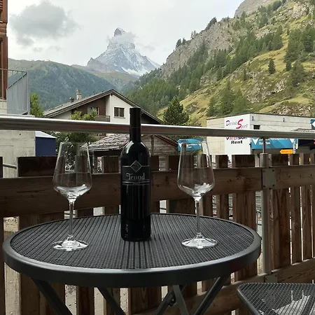 Apartman Enzian - Matterhorn Sicht Bei Der Bergbahn Inspiringplaceszermatt